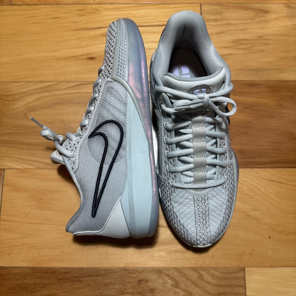 Nike Sabrina 1 Size 8